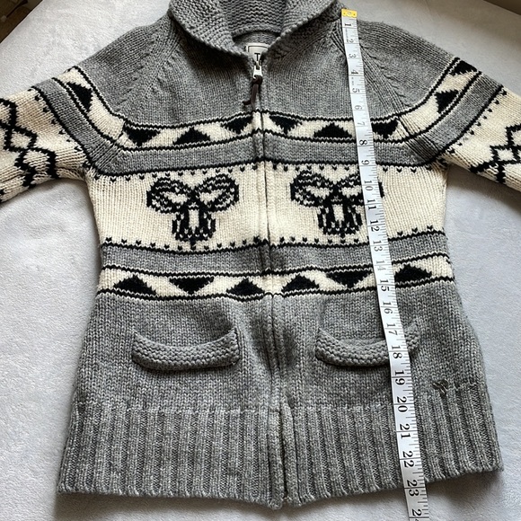 Aritzia TNA Sea to Sky Lambswool Zip Cardigan -Small fit! - Picture 12 of 12